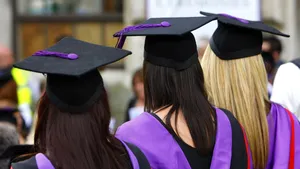 Noi reguli pentru studenţii internaţionali din Marea Britanie. Cât timp vor putea rămâne pe teritoriul britanic după finalizarea studiilor