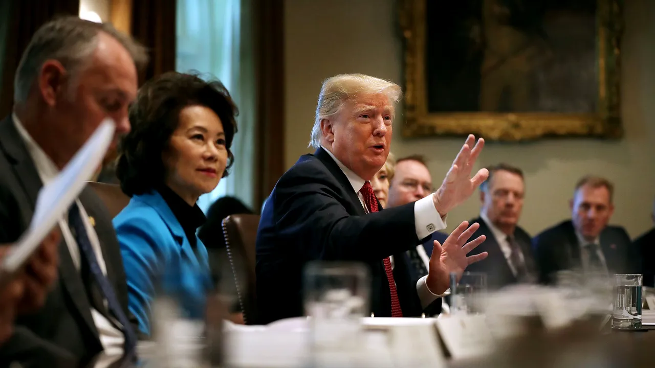 SUA anunţă RETRAGEREA din Tratatul Forţelor Nucleare/ Donald Trump ameninţă Rusia cu reacţii 