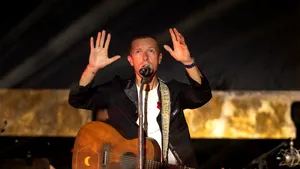 Momentul în care Chris Martin se ceartă cu fanii Coldplay. Cum au reuşit să-l enerveze pe solist: „Nu ţipa la mine!” - VIDEO