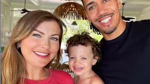 Chris Smalling, convins că a văzut un OZN în Jamaica. „Nu eram sub influenţa ciupercilor halucinogene”