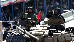 Iranul va ataca islamiştii din cadrul SI în Irak, dacă aceştia se apropie de frontieră