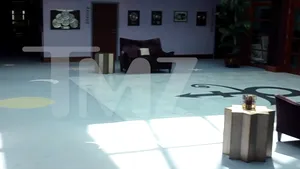 IMAGINI VIDEO de la scena morţii lui Prince, făcute publice de poliţie 