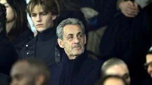 Nicolas Sarkozy intră în închisoare. Primul fost preşedinte francez modern încarcerat
