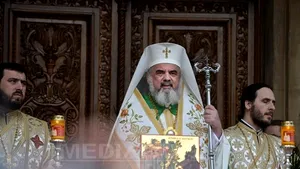 BOR: Preoţii să fie atenţi la ce postează în mediul virtual, inclusiv pe site-urile personale