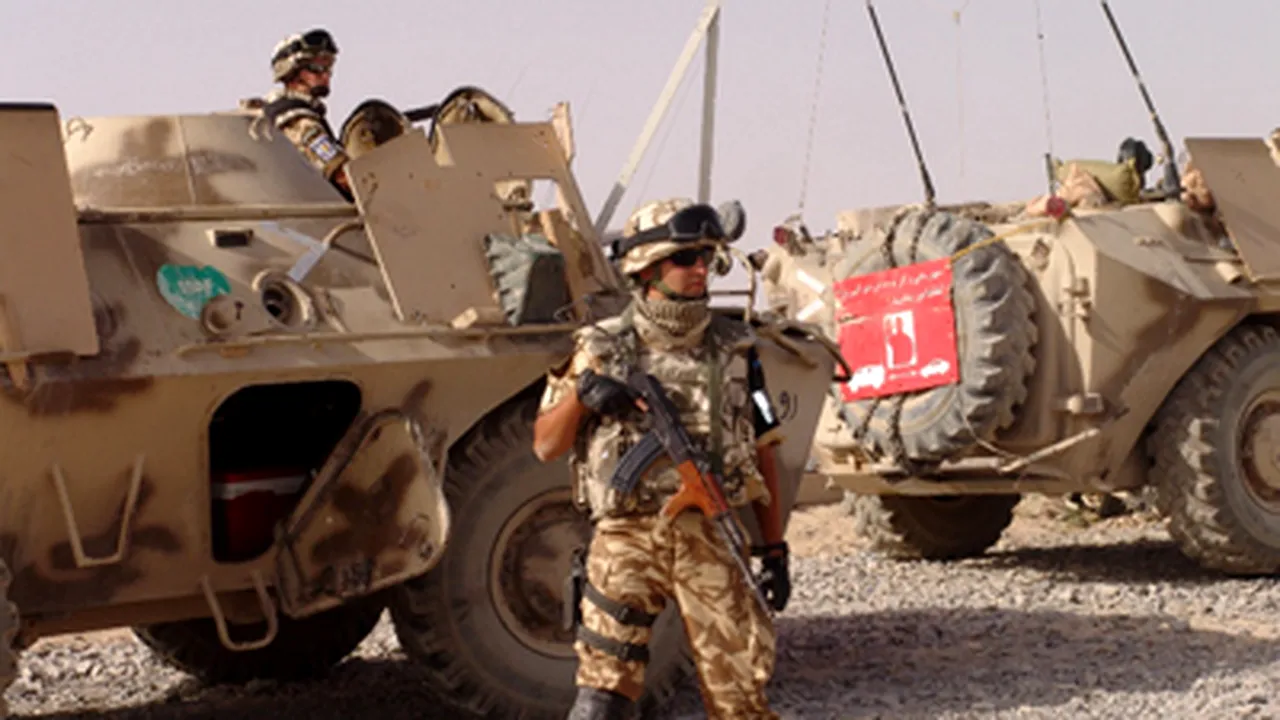 Patru militari români, răniţi în Afganistan