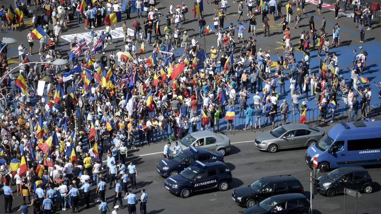 Turcan: PSD a adus în Piaţa Victoriei persoane asociate grupărilor interlope
