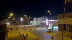 A doua noapte consecutivă de tulburări anti-imigranți în Spania. Mai multe persoane au fost rănite