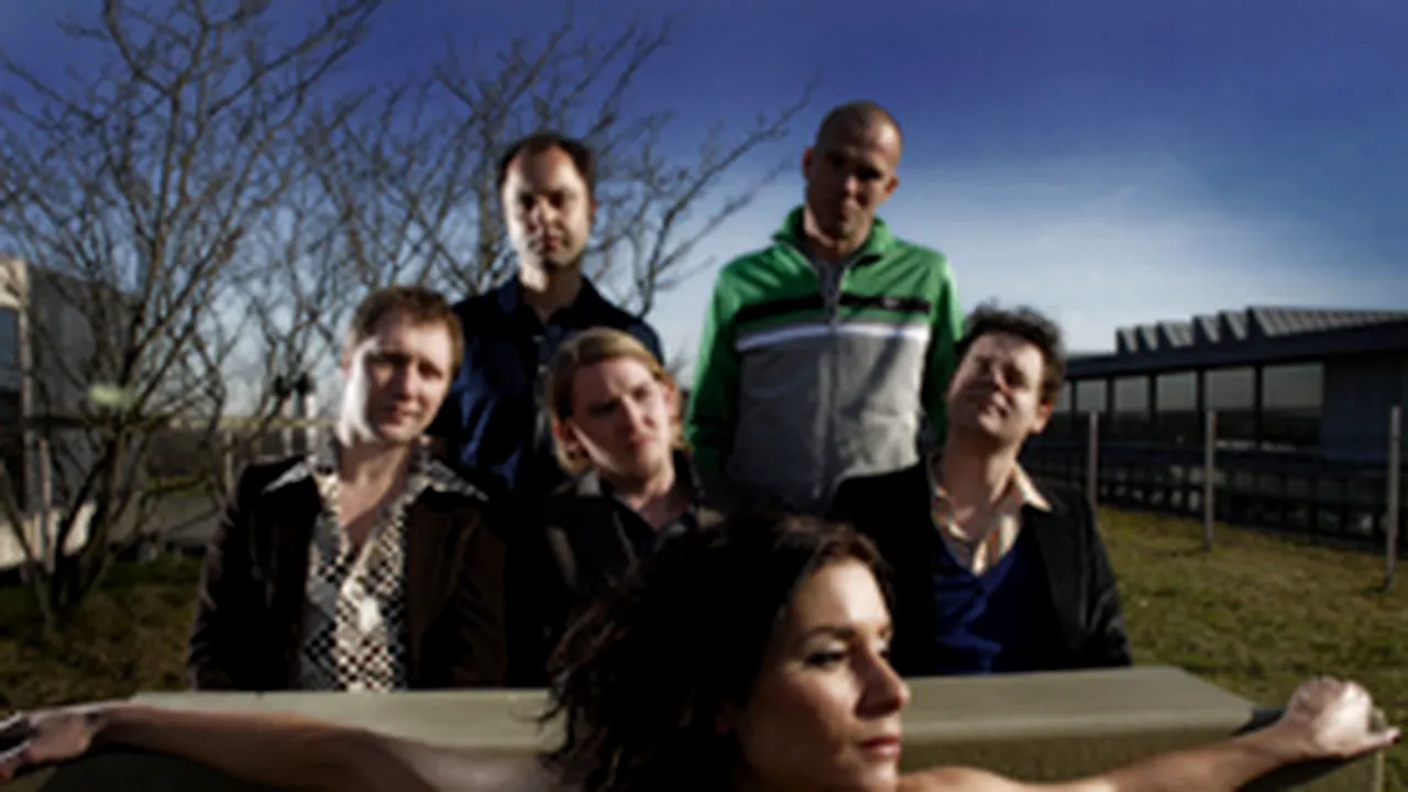 Trupele Kraak & Smaak şi Şuie Paparude se alătură line up-ului festivalului Beck'Sperience