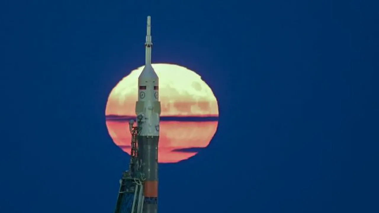 VIDEO Hidrogen transformat în metal: Experimentul uimitor care ar putea revoluţiona ştiinţa şi zborurile spaţiale
