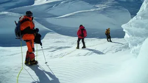 Crina Popescu, prima alpinistă din lume care termină circuitul Seven Volcanoes
