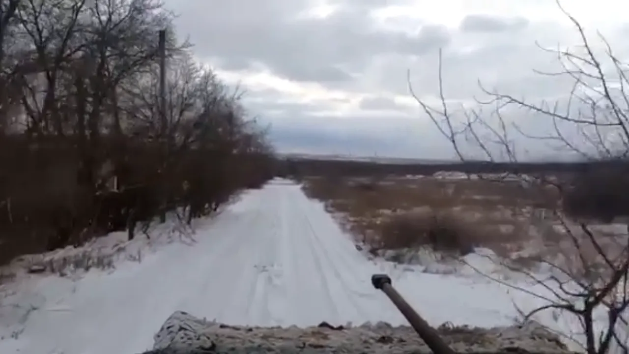 Un BMP-2 ucrainean respinge avansul Rusiei la Bahmut. Loviturile sunt nimicitoare

