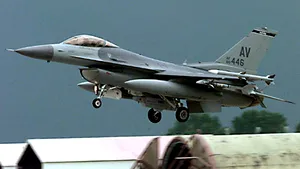 România ar putea achiziţiona doar jumătate din cele 48 de avioane de luptă