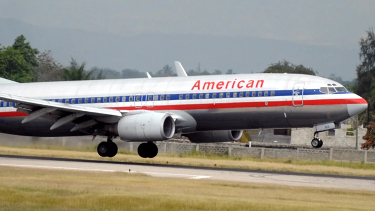 Avioane de vânătoare britanice, mobilizate după un incident la bordul unui avion american