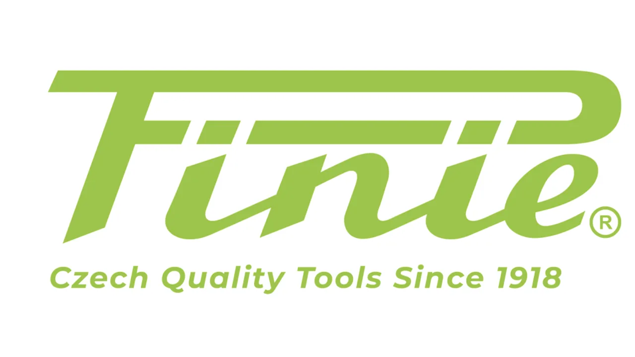 Unior Tepid & Pinie – lider mondial în rindele și sculele din lemn