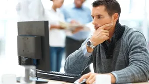 Cât poate câştiga un programator bun în România. CEO UiPath: Plătim 20-30% peste salariile care sunt în piaţă