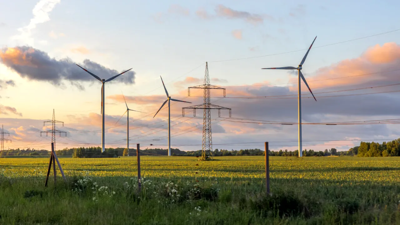 Presa maghiară, despre România: centrul global al celui mai mare grup energetic european, aici
