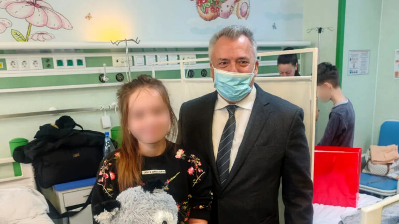 Jucării și bunătăți pentru 300 de copii internați la spitalele Grigore Alexandrescu și Dr. Victor Gomoiu, din partea lui Moș Crăciun (P)
