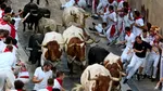 Spania: A început prima cursă de tauri din Pamplona. Trei participanți au fost duși la spital