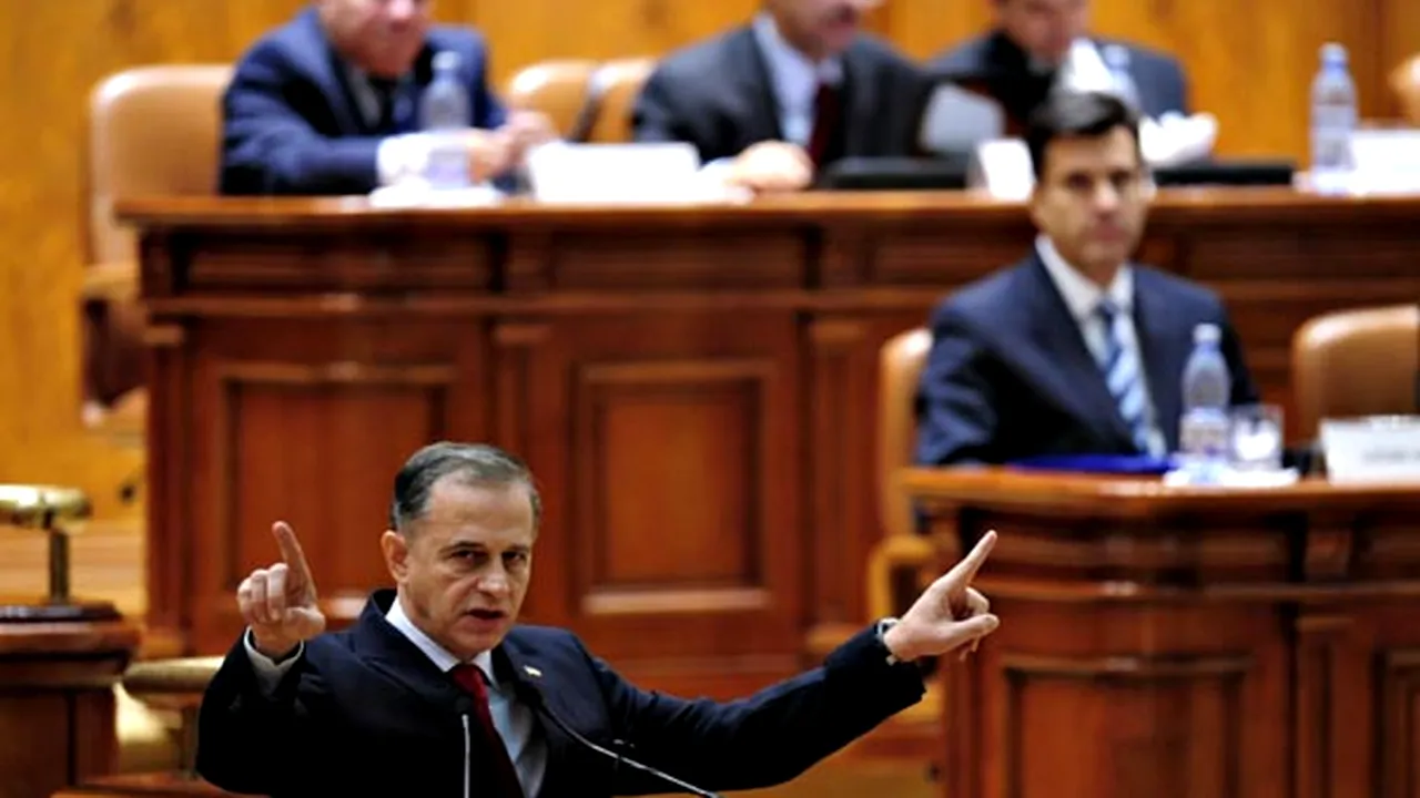 Geoană: Trăim astăzi în Parlament o scenă de teatru absurd