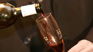 Alcoolul are efecte benefice numai asupra inimilor bărbaţilor