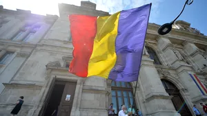 Un academician cere comisii speciale de schimbare a IMNULUI