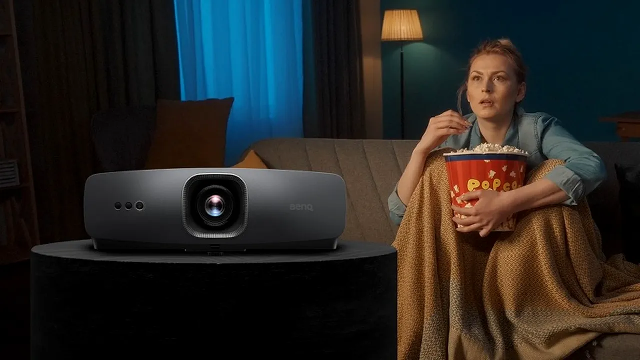 BenQ prezintă proiectorul Home Cinema W2720i cu tehnologie bazată pe inteligenţă artificială