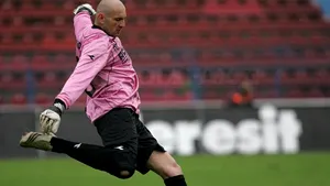 Bogdan Stelea, locul 88 în topul celor mai buni portari din ultimii 25 de ani