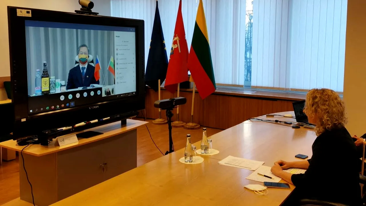 China înăspreşte blocada comercială impusă Lituaniei. Conflictul diplomatic dintre cele două ţări a escaladat