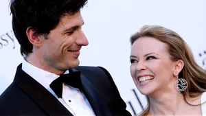 Kylie Minogue încă îl iubeşte pe fostul ei partener de viaţă