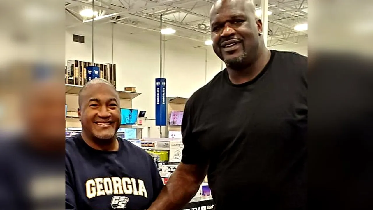 Cum se distrează în pandemie? Fostul baschetbalist din NBA, Shaquille O'Neal, a devenit DJ în bucătărie | VIDEO