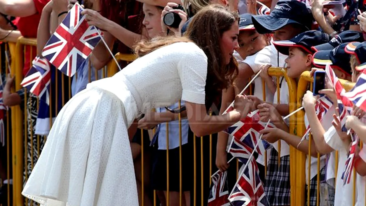 Scandalul fotografiilor topless ale ducesei de Cambridge: Autorul imaginilor va fi arestat de poliţia franceză