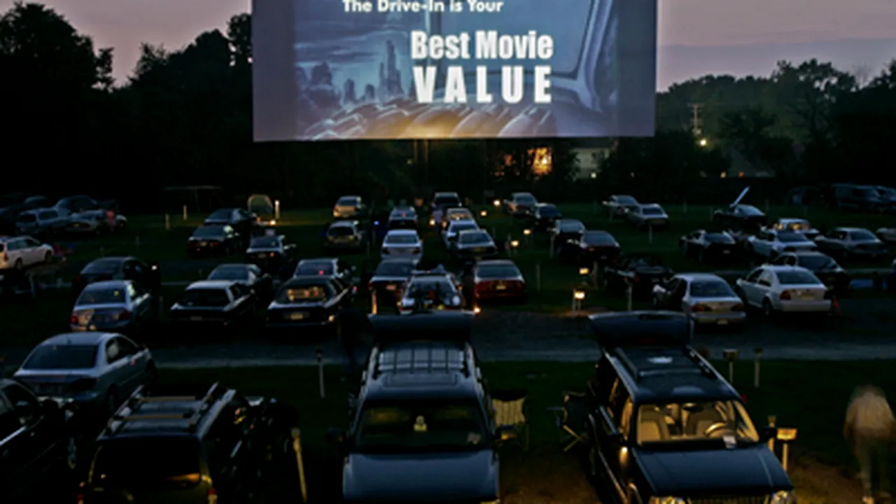 Se lansează primul cinematograf drive-in din România
