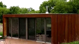 Ai locui într-o casă de 500 de euro, construită într-o săptămână? Cine lansează locuinţa