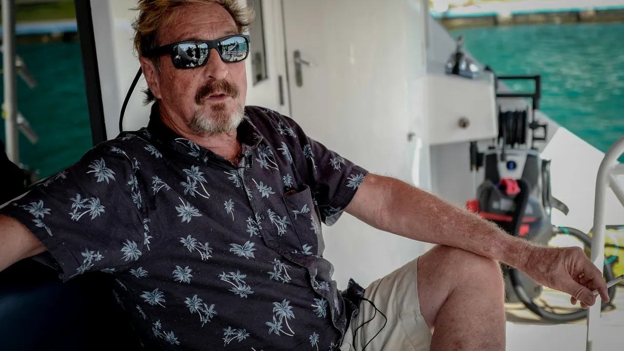 La un an de la deces, trupul neînsufleţit al lui John McAfee se află încă la morga spaniolă 