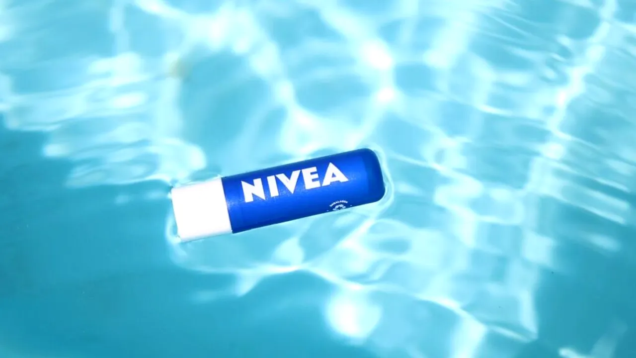 Grupul german care deține mărcile Nivea și Eucerin anunță așteptări scăzute în evoluția vânzărilor în 2025 