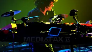FOCUS: Jean Michel Jarre, artistul care transformă muzica electronică într-o experienţă memorabilă