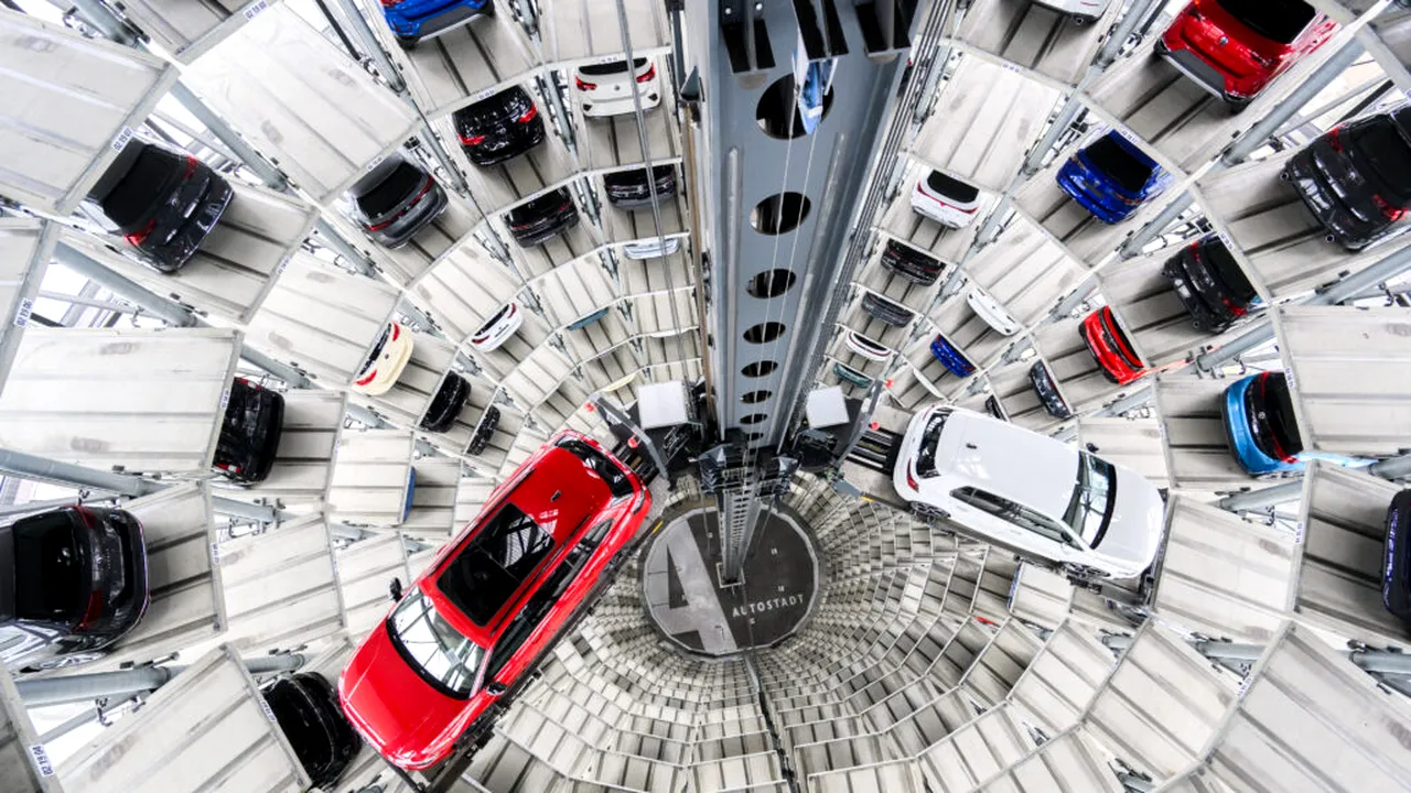 UE va reevalua tarifele impuse vehiculelor electrice Volkswagen fabricate în China