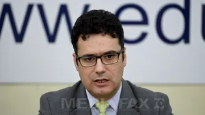 Pricopie: Manualele digitale vor veni, cu toată efervescenţa şi încăpăţânarea unora