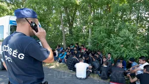 Ungaria reintroduce temporar controale la frontiera cu Slovenia