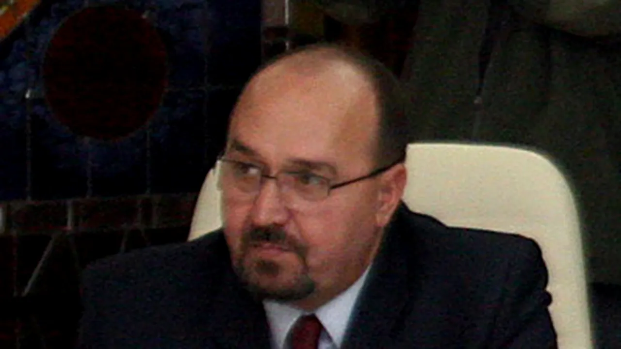 Asociaţia Salariaţilor Petrom nu vrea ca angajaţii să cumpere direct acţiunile repartizate