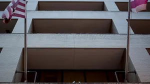 Petiţie online: Peste 30.000 de oameni cer ca The Washington Post să scrie despre un contract între noul proprietar al publicaţiei şi CIA