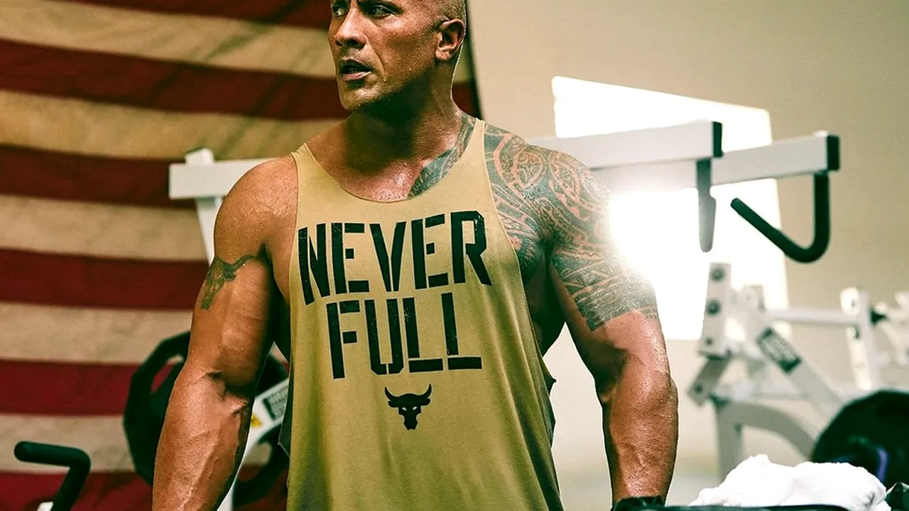 The Rock îţi face planul de antrenament, ca să te menţii în formă şi de acasă