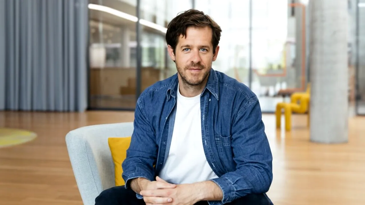 Zalando încheie 2025 cu rezultate solide, estimează o accelerare a creșterii în 2026 prin extinderea inovațiilor bazate pe AI și anunță un program de răscumpărare de acțiuni de până la 300 milioane euro.