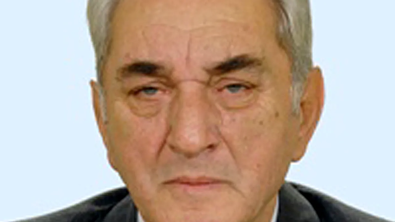 Senatorul Constantin Cibu a demisionat din PNL şi şi-a semnat adeziunea la UNPR