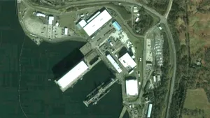 Importantă bază navală britanică, vizibilă pe Google Earth