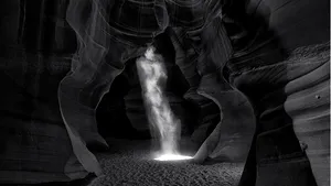 RECORD - Cea mai scumpă fotografie vândută vreodată: Imaginea unui canion din Arizona, 6,5 milioane de dolari - FOTO