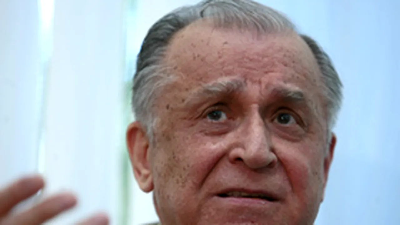 V. Voiculescu: Punerea sub învinuire a lui Ion Iliescu, abuzivă