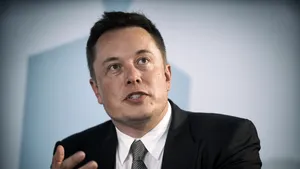 Elon Musk l-a depăşit pe Warren Buffett în topul celor mai bogaţi oameni din lume. Pe ce loc se află şeful Tesla