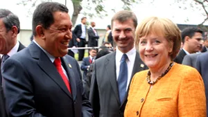Chavez şi-a cerut scuze pentru că a numit-o pe Merkel descendentul lui Hitler
