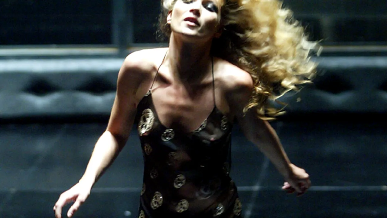Kate Moss devine balerină